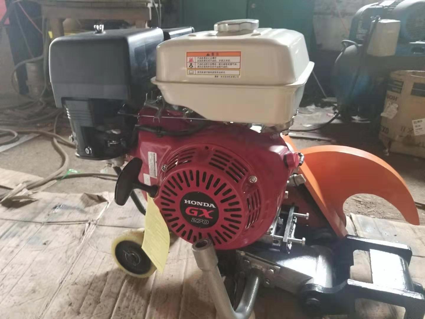 NQG-6.5II型内(nei)燃鋼軌鋸軌(gui)機 