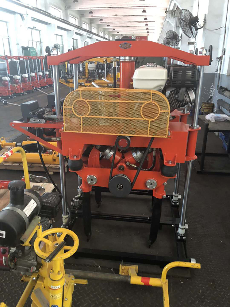 YCD-4型液壓(ya)道岔搗(dao)固機